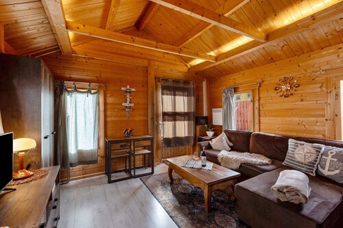Ferienwohnung 'Ferienhaus Seebrise - Marina Mücheln' mit Seeblick, Wi-Fi und Klimaanlage