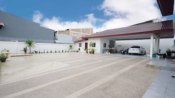 Free self-parking