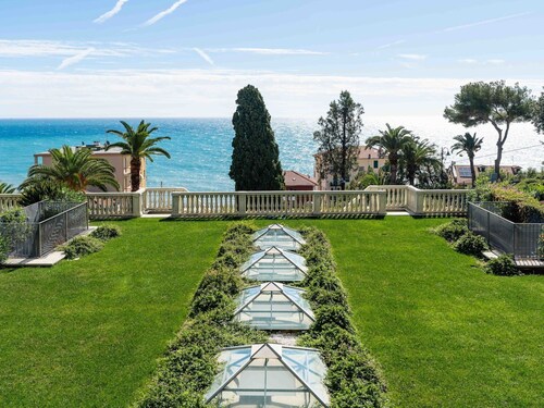Lovely apartment for 2 guests with TV and terrace
