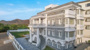 Front of property - Boheda Manor (Udaipur)