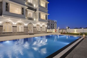Outdoor pool - Boheda Manor (Udaipur)