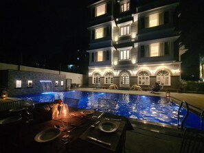 Outdoor pool - Boheda Manor (Udaipur)