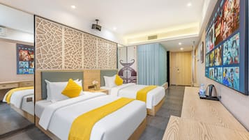 Business Double Room, Multiple Beds, City View | Desk, laptop workspace, free WiFi