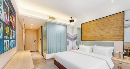 Lemon Breeze Hotel