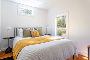 3 Schlafzimmer, Schreibtisch, Reisekinderbett, kostenloses WLAN
