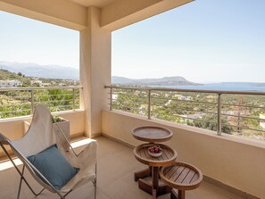 Property grounds - Adeste Seaview Villa I - Pool, BBQ & 900m to sea (Chania)