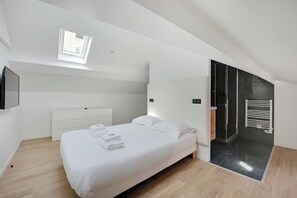 1 bedroom, desk, iron/ironing board, free WiFi