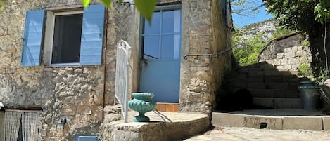 Façade de lâhĂ©bergement