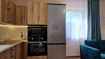 House | Private kitchen | Electric kettle, toaster