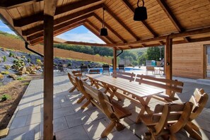 House | Dining - Holiday Home Wisniowa With Pool and Mountain Views (gmina Iwierzyce)