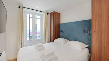 1 chambre, bureau, fer et planche à repasser, Wi-Fi gratuit