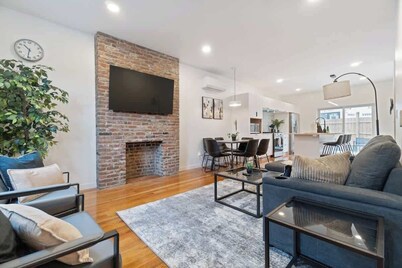 Pet-Friendly Pittsburgh House: 3BR, Yard