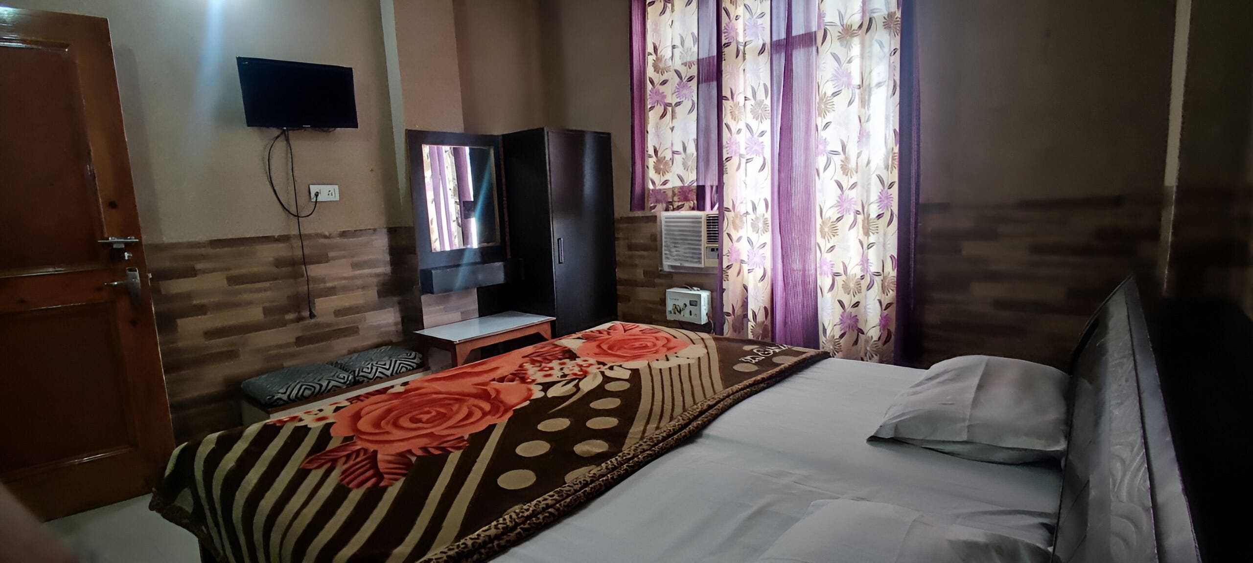 Standard Single Room, Hill View | Laptop workspace, free rollaway beds, free WiFi, bed sheets