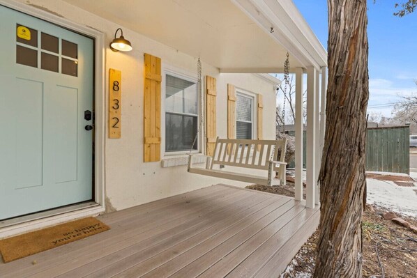 Exterior detail - Hot Tub! Downtown COS! (Colorado Springs)