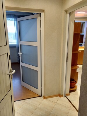 Interior - Charming 1-bedroom apartment-city Vratsa, 4 min to city center, AC, WiFi 60 Mbps (Vratsa)