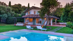 Unclassified image, 2 of 40, button - Villa del Prato 8 Emma Villas (San Felice del Benaco)