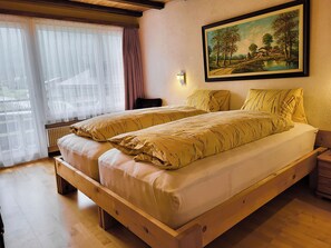 Economy Apartment, Balcony, Mountain View | Free WiFi - Apartments Atlas (Saas Grund)