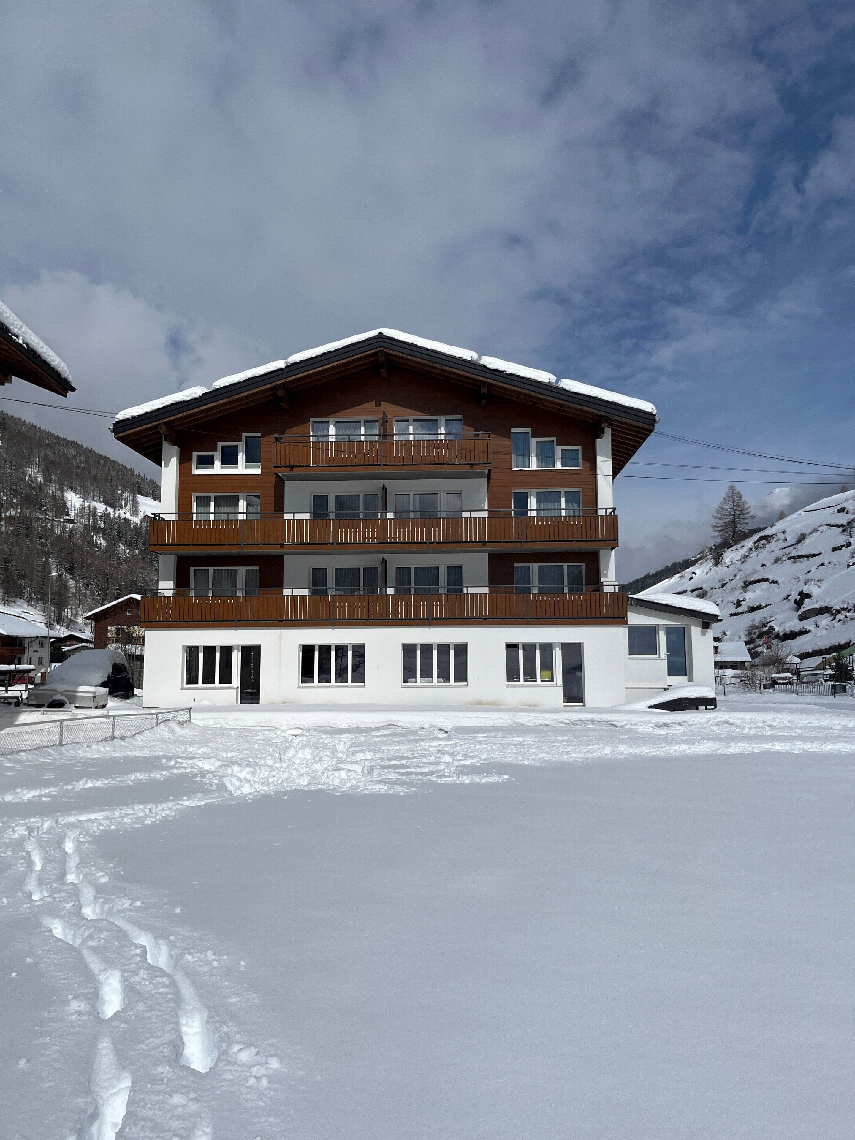 المنشأة من الخارج