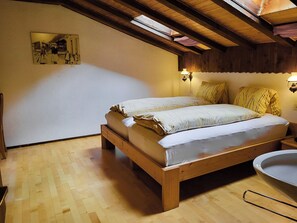 Economy Apartment, Balcony, Mountain View | Free WiFi - Apartments Atlas (Saas Grund)