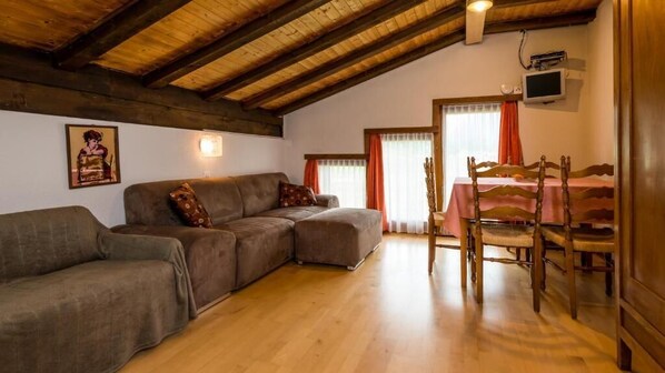 Living area - Apartments Atlas (Saas Grund)