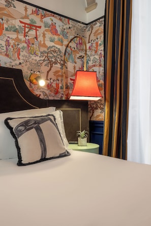 Chambre Double Deluxe | Fer et planche à repasser, Wi-Fi gratuit