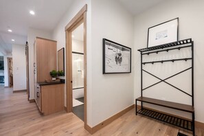 Interior - Downtown Fraser| Hot tub |Walkable (Fraser)