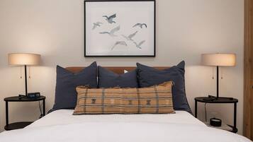 3 soverom, skrivebord, strykejern/-brett og wi-fi (inkludert)