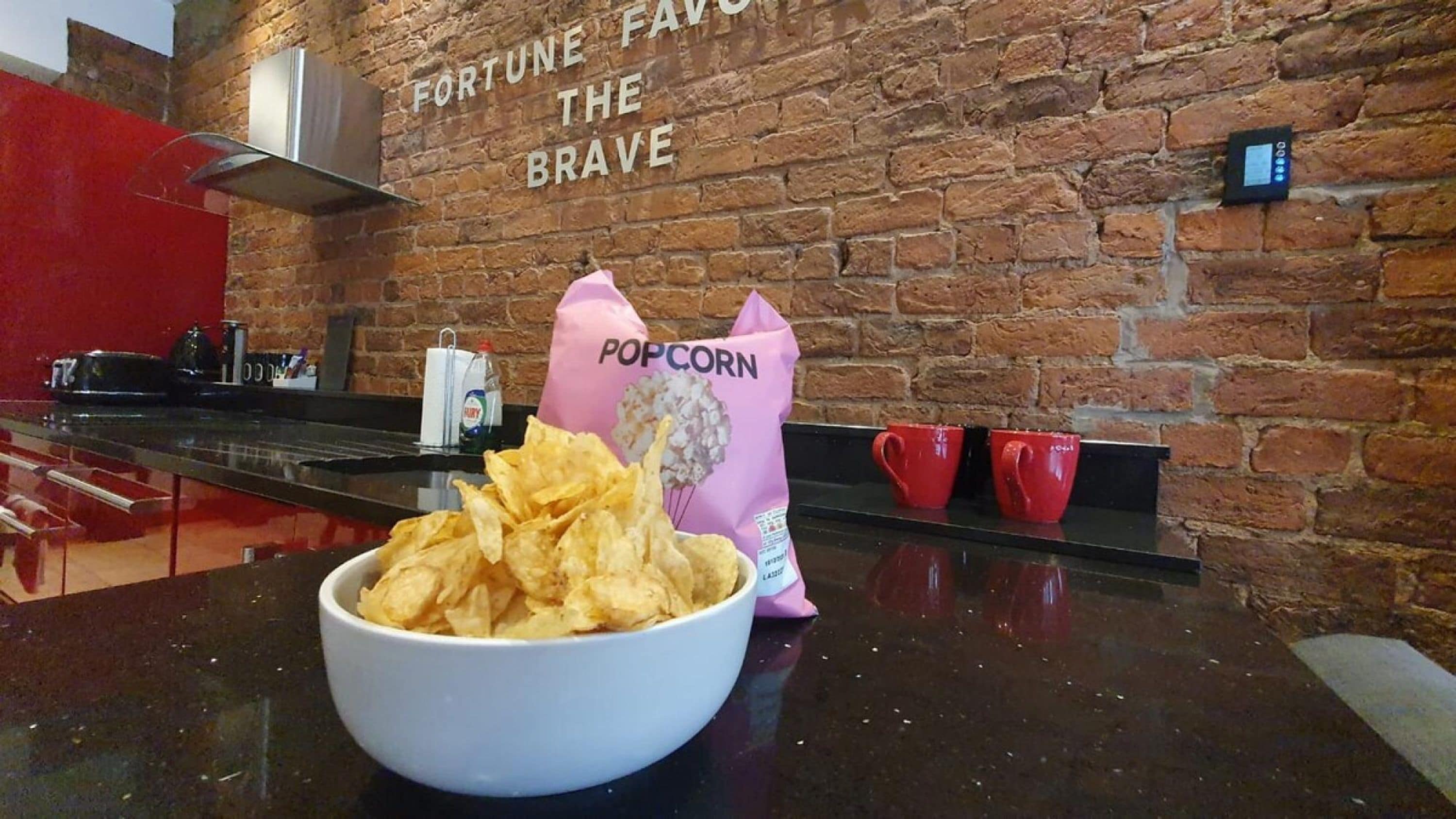 อพาร์ทเมนท์ | 11 ห้องนอน, ห้องเก็บเสียง