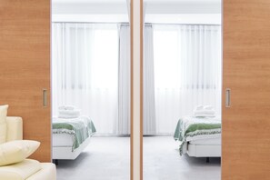 Comfort Suite, City View (3F 販売不可 営業許可書なし) | 3 bedrooms, free WiFi - TORA HOTEL Sumidagawa (Tokyo)