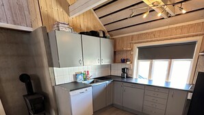 Uklassifisert bilde, 3 av 13, knapp