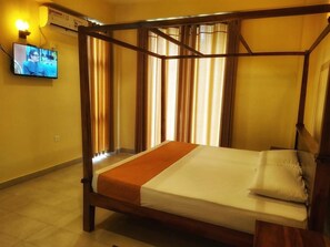 Chambre Double Confort | Coin séjour