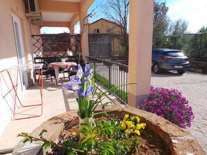 Balcony - Apartments in Kornic/insel Krk 14471 (Krk)