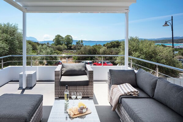Appartement Confort, vue mer | Terrasse/Patio