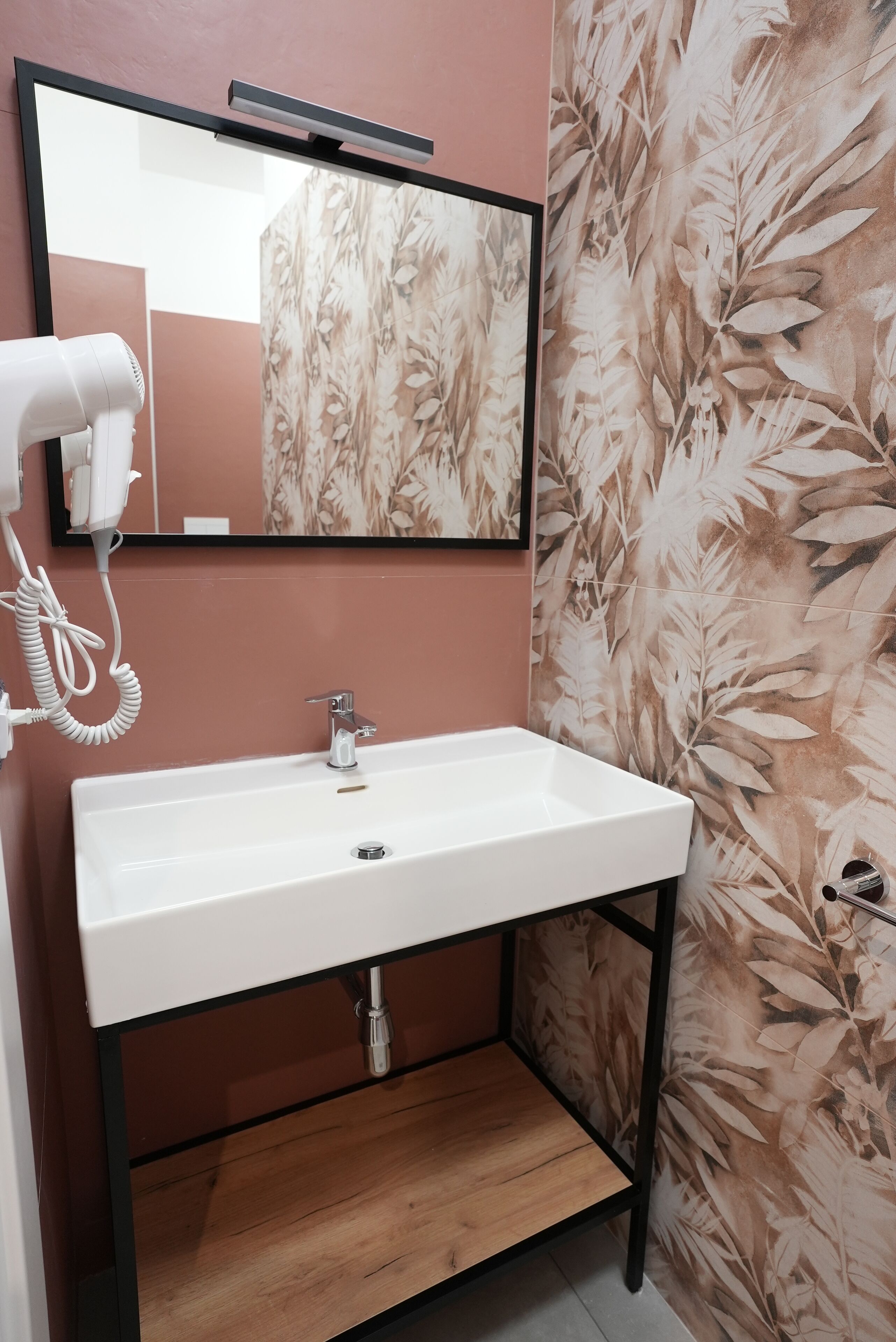 Comfort Triple Room, Balcony | Bathroom | Hair dryer, bathrobes, towels, soap