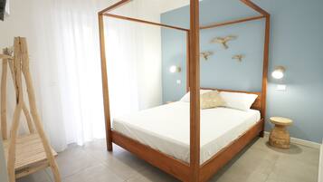 Quarto quádruplo família, sacada | 1 quarto, Wi-Fi de cortesia