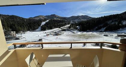 T2 cabine fonctionnel prÚs des pistes, idéal 4-6 pers