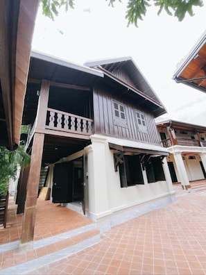 Exterior - Opera Premier Hotel Luang Prabang (Luang Prabang)
