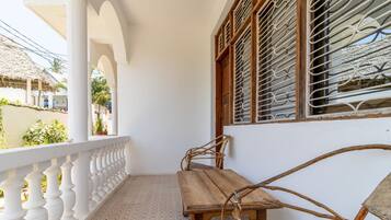 Comfort Triple Room | Terrace/patio