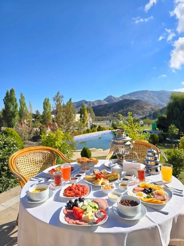 Cannat Bagi Altiagac Hotel