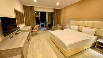 Standard Double or Twin Room, Balcony, Mountain View | Soundproofing, free WiFi