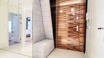 3 habitaciones, tabla de planchar con plancha y wifi gratis