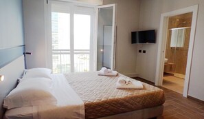 클래식 더블룸 | 객실 내 금고, 책상, 방음 설비, 무료 WiFi