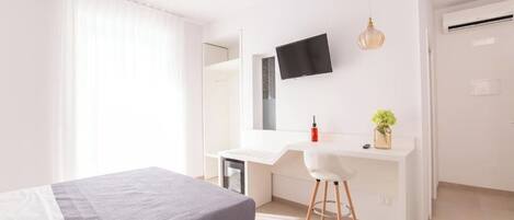 Superior-huone, parveke | Pimennysverhot, äänieristys, ilmainen Wi-Fi