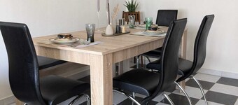 Large modernized vacation apartment in beautiful Ruppichteroth for up to 5 people