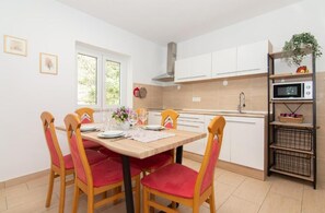 Appartement Standard, 2 chambres, vue sur la cour intérieure | Cuisine privée