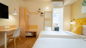 Standard Twin Room | 1 bedroom, in-room safe, desk, laptop workspace