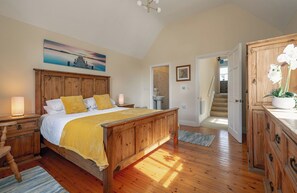 Apartment | 3 bedrooms - 3 Bedroom pet Friendly Home in the Heart of Kenmare Town (Kenmare)