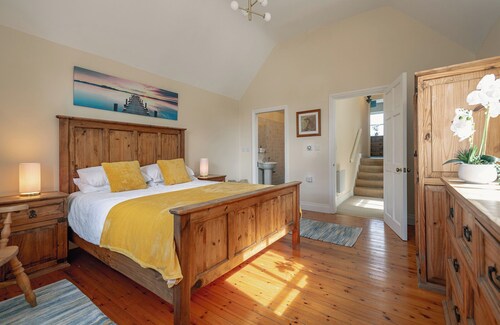 3 Bedroom pet Friendly Home in the Heart of Kenmare Town