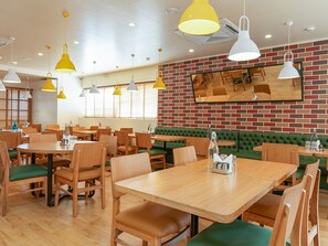 Restaurant - Bloom Hotel Balewadi (Pune)