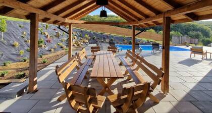 Holiday Home Wisniowa With Pool and Nature